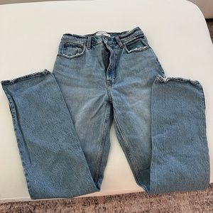 ABERCROMBIE ULTRA HIGH RISE JEANS